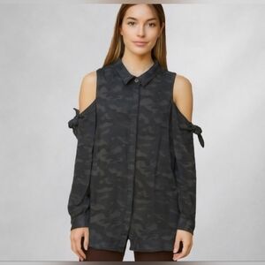 Rock & Republic Camouflage Cold Shoulder Shirt